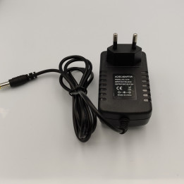 Netzteil 12 V 1A 12W mit Kabel und Stecker