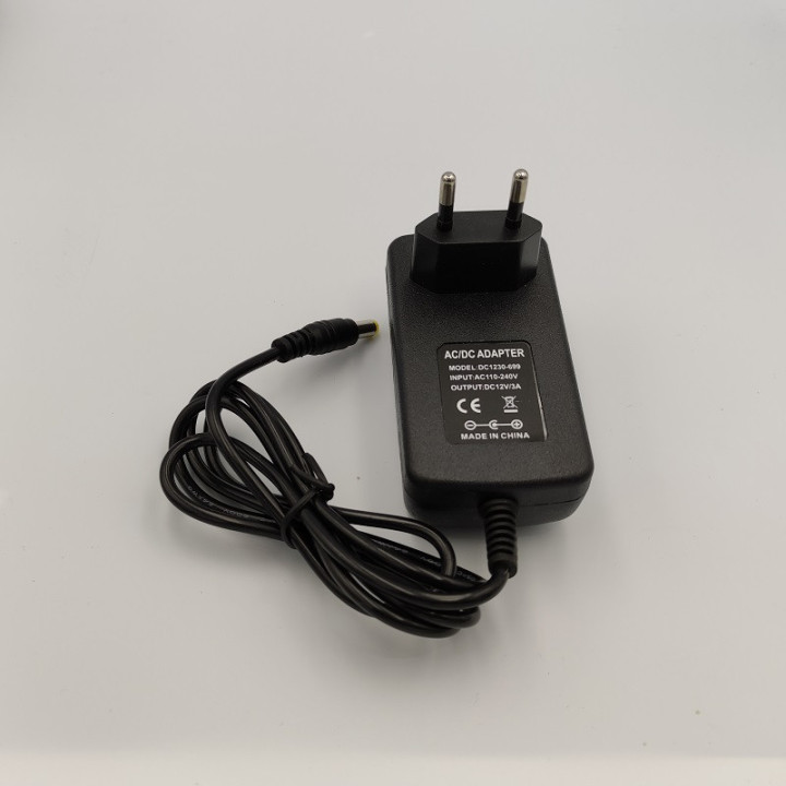 12 V 3 A 36 W power supply with cable and plug