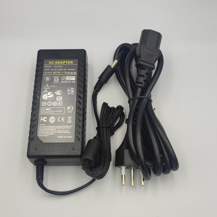 Netzteil 12 V 7A 84W mit Kabel und Stecker
