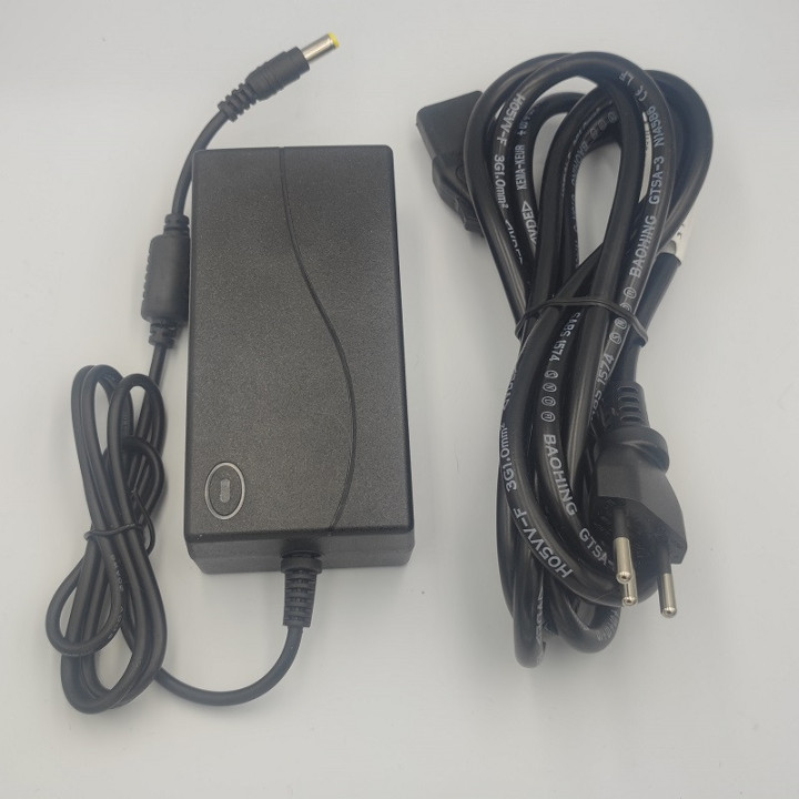 Netzteil 12 V 6A 72W mit Kabel und Stecker (GACUN)