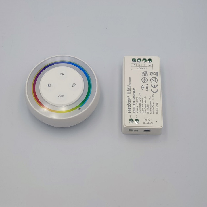 MiBoxer RGB LED-Controller Set inkl. Fernbedienung FUT037SA