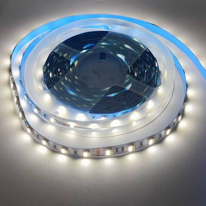 Dual warm und kaltweiss 2in1 60LED/m 24 V 10 mm 5 m nicht wasserdicht 5050