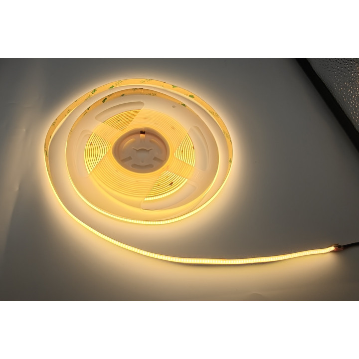 COB LED-Streifen eingeschaltet – Aufnahme 1