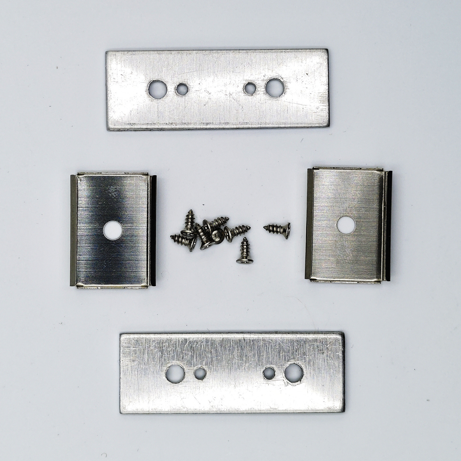 A-Silver accessories: end caps, mounting clips and screws